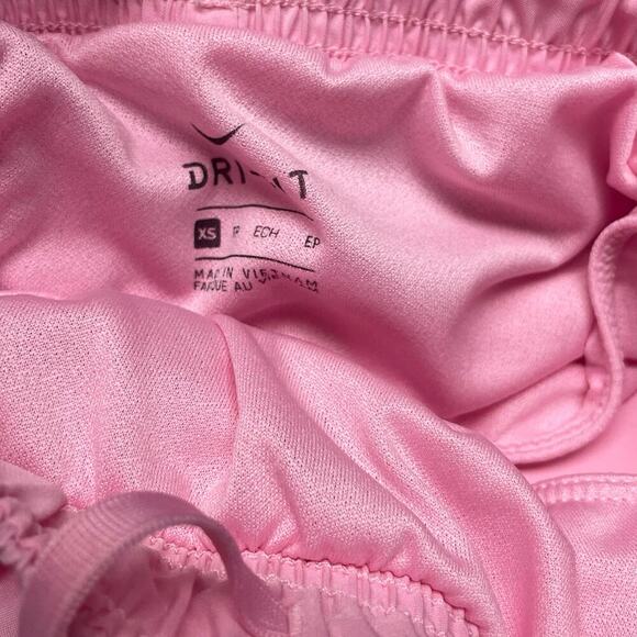 Nike Size XS Lot of 2 Shorts Floral Pink Pull On Running Gym Athletic Womens - Picture 3 of 5